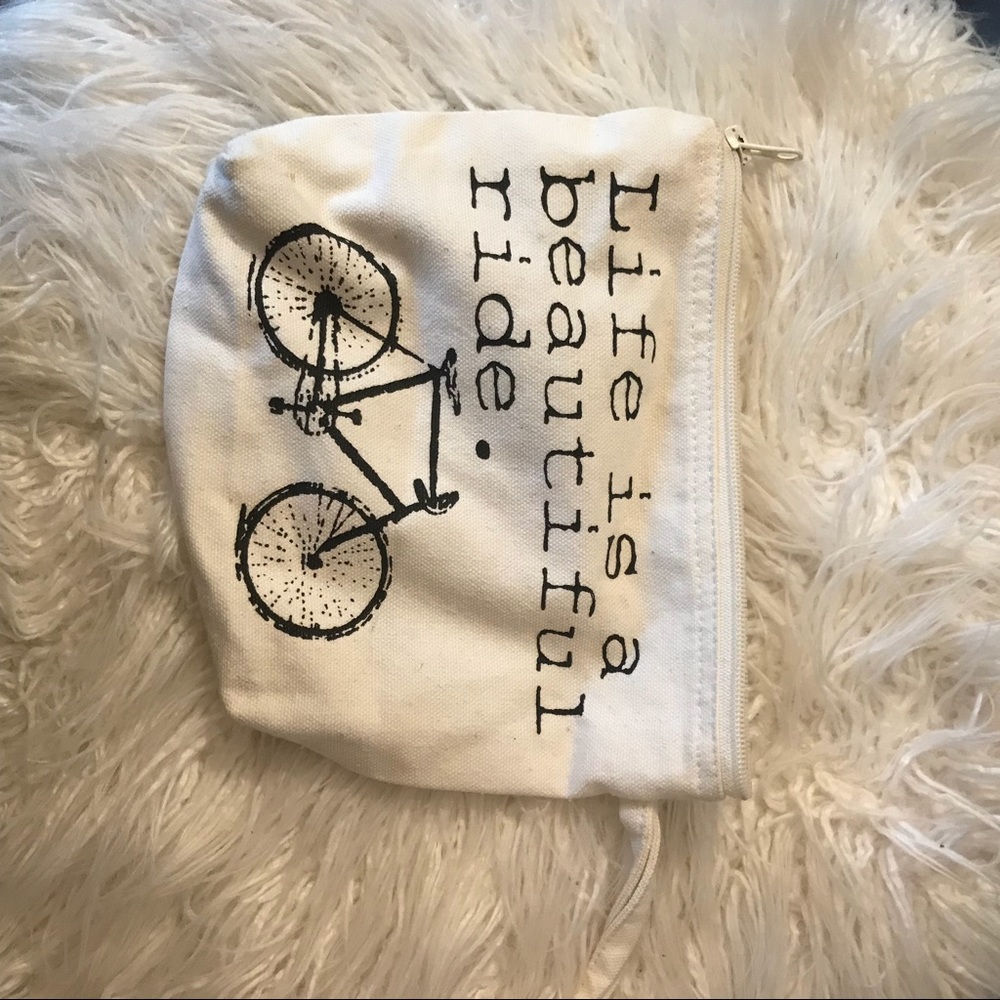 Makeup bag